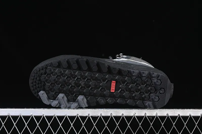 All categories Vans Vans series Vans Hi Vans high-top Vans Sk8-Hi Gore Te Outdoor adventure series round-toe lace-up high-top outdoor functional casual shoes VN0A5I116MP